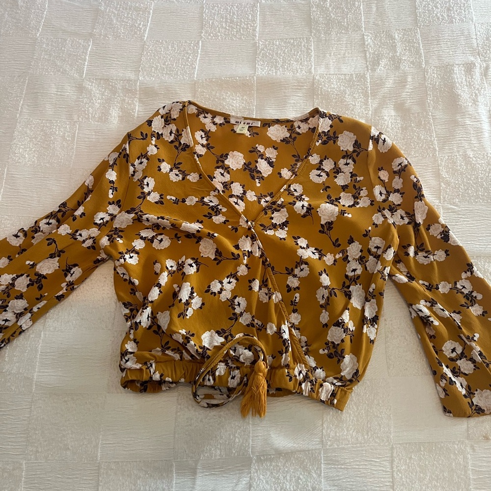 Francesca’s floral crop top blouse